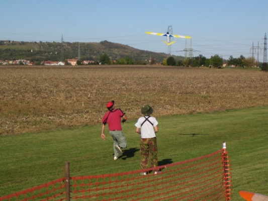 klikn�te pro zobrazen� p�vodn�ho obr�zku
 ============== 
MK Alka - leteck� den  28.9.2011
