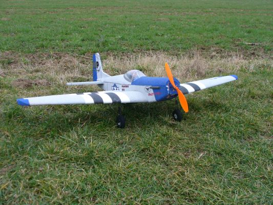 klikn�te pro zobrazen� p�vodn�ho obr�zku
 ============== 
P-51 D Mustang
