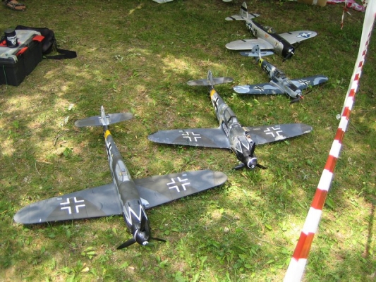 klikn�te pro zobrazen� p�vodn�ho obr�zku
 ============== 
Midway, Rakovec - 3.6.2012
