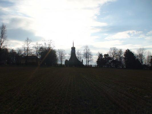 klikn�te pro zobrazen� p�vodn�ho obr�zku
 ============== 
Mohyla m�ru 10.12.2006
